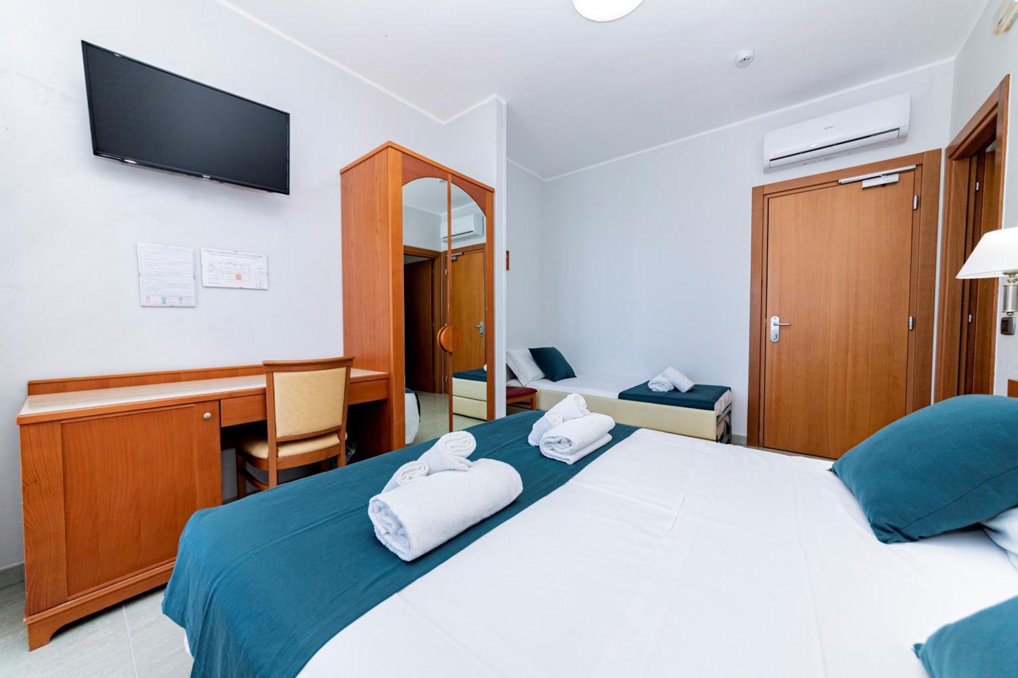 Hotel Alba 托雷拉皮罗 外观 照片