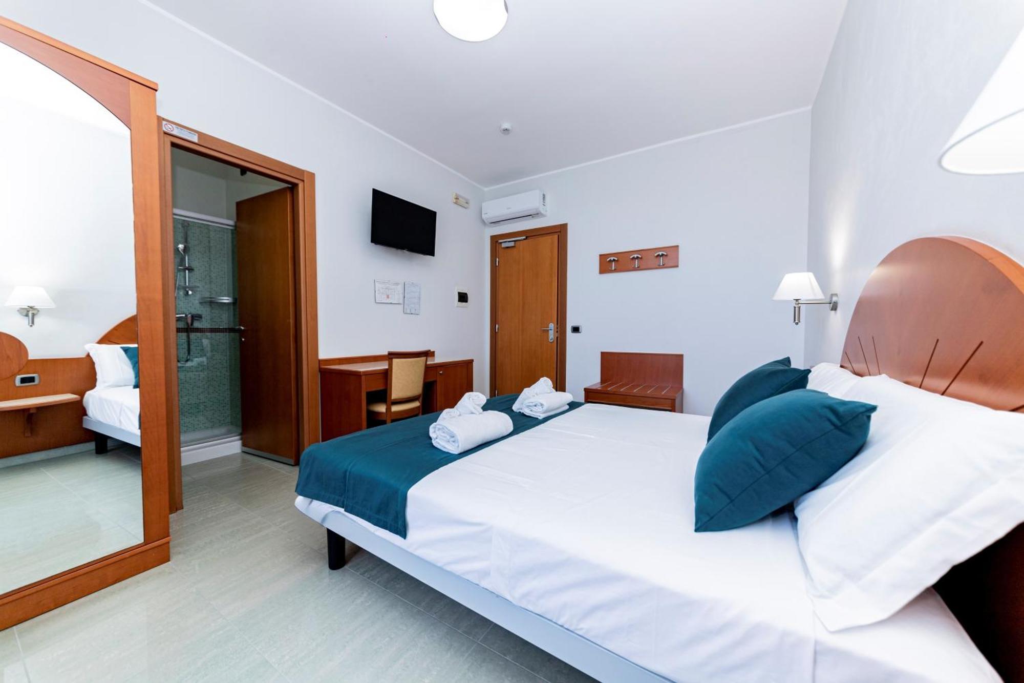 Hotel Alba 托雷拉皮罗 外观 照片