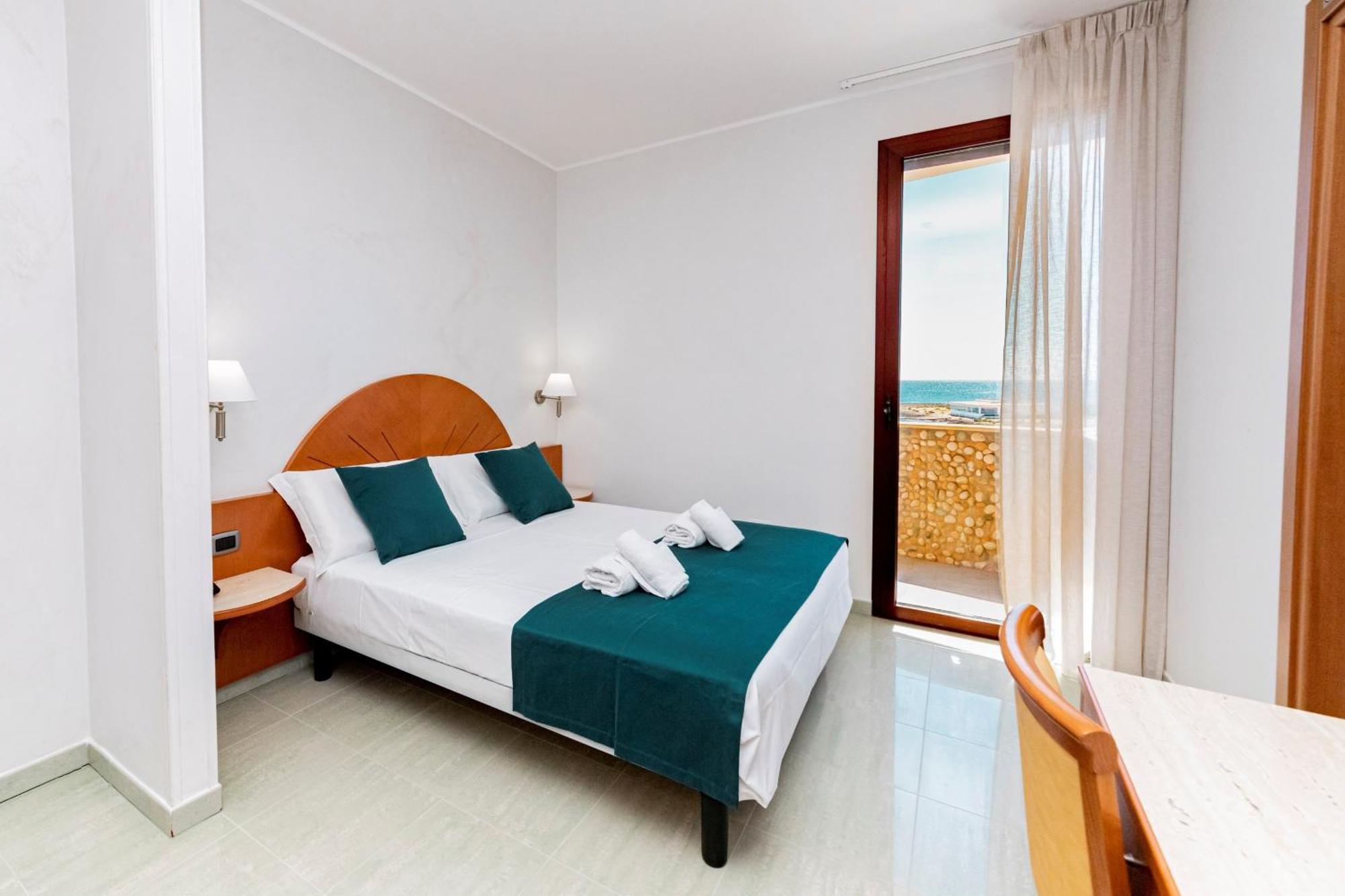 Hotel Alba 托雷拉皮罗 外观 照片